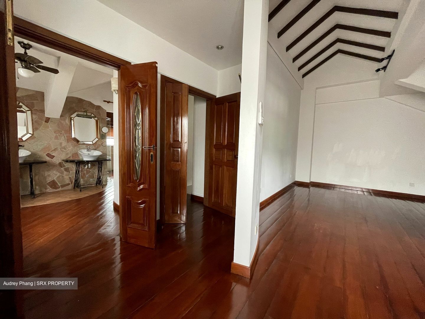 Chip Hock Gardens (D10), Semi-Detached #371001231